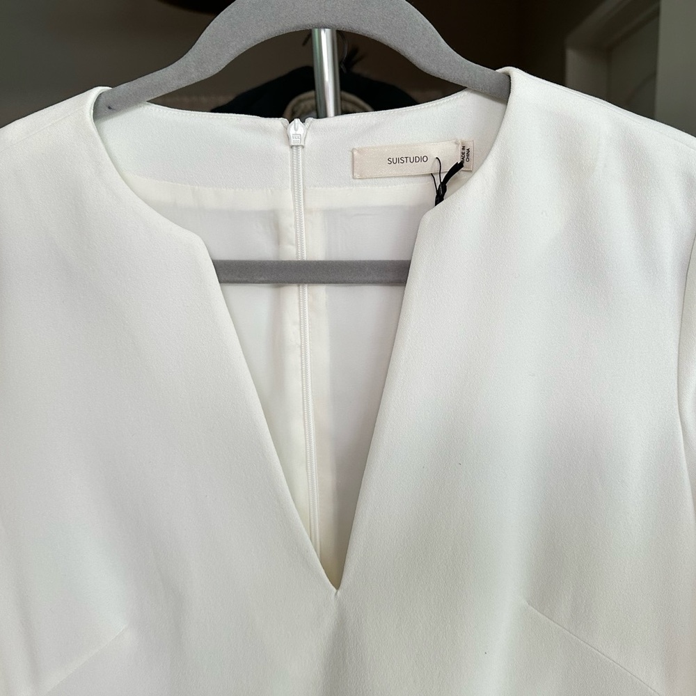 SUISTUDIO Elegant White Dress